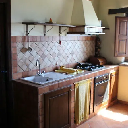 Country house Casetta Ai Malvitani *